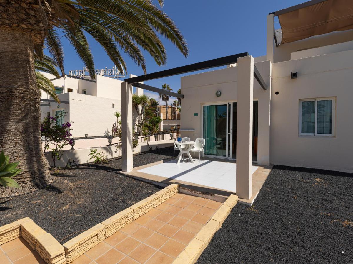 Homeforguest Apartamento Con Terraza Y Piscina En Corralejo Exterior photo