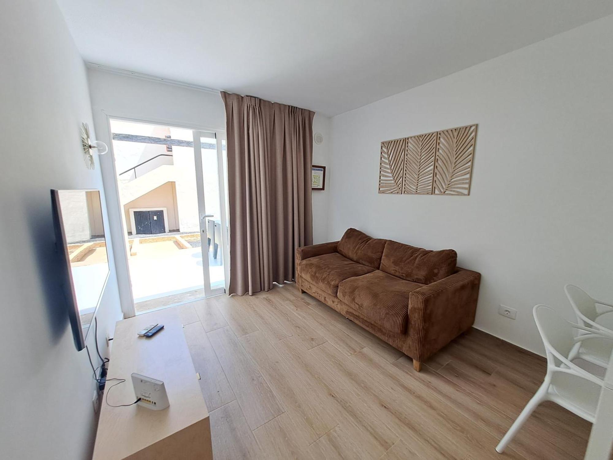 Homeforguest Apartamento Con Terraza Y Piscina En Corralejo Exterior photo