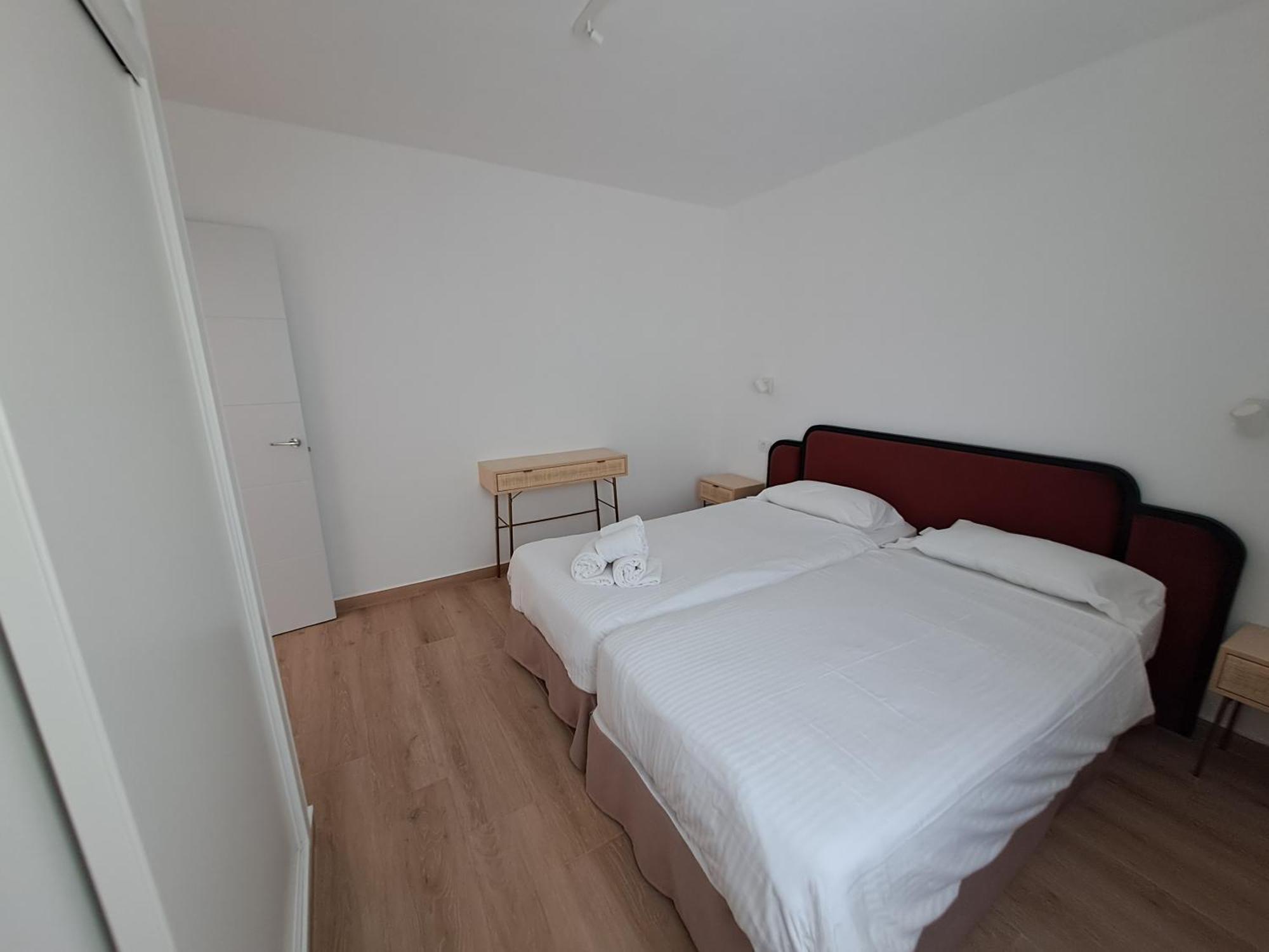Homeforguest Apartamento Con Terraza Y Piscina En Corralejo Exterior photo